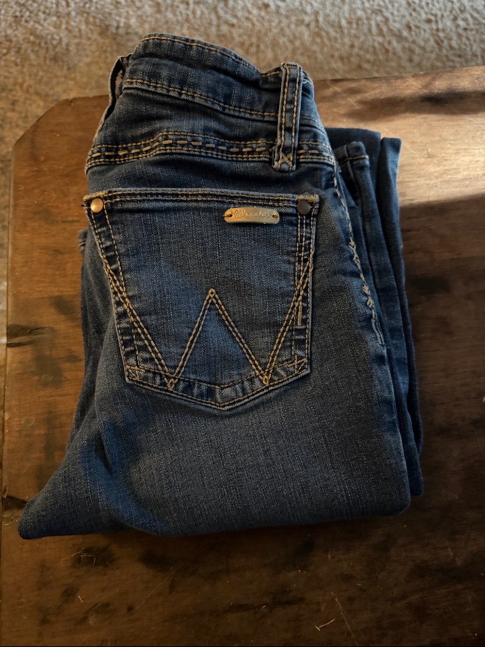 EUC Wrangler Women's retro Indigo Bootcut Jeans with Contrast Stitching